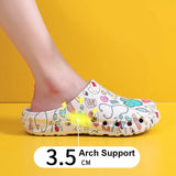 New Cartoon Printed Medical Shoes Nursing Clogs EVA Flexible Anti-slip Scrub Slip on Shoes Garden Working Footwear Unisex